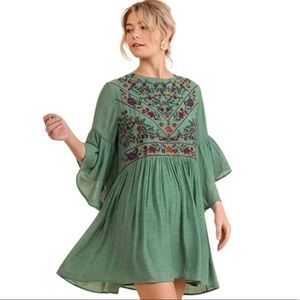 NWOT Boho Embroidered Boutique Dress
